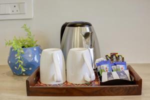 FlxHo Quad - Luxury Studio Apart Hotel DLF Cyber City