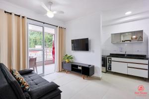 BH27 · BH27: 1 Quadra d Praia, Ar, Churrasqueira, Piscina