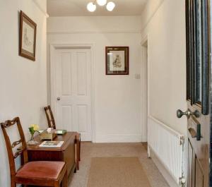 Beech Tree Cottage with free parking