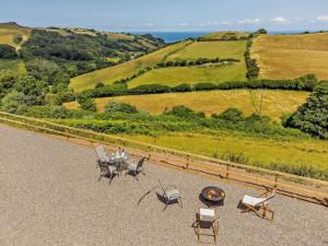 Hillsview - 4 berth renovated barn conversion