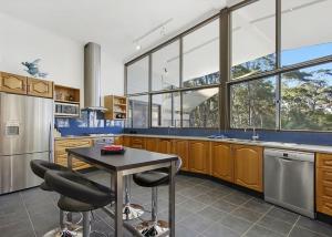 George Bass Drive A Well Kept Secret managed by Batemans Bay Accom