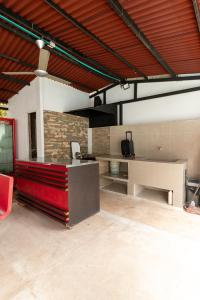 THE HOUSE of FLOWERS