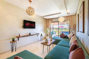 luxueux & spacieux appartement a prestigia