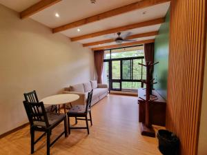 Alvea Hotel and Residences