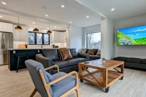 Modern Cozy Container Home - Мідленд