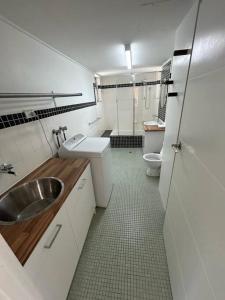 Budds Beach Apartments