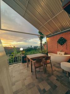 Moondock Luxury Camp