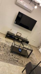 Z PentLoft Properties