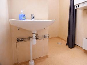 Abisko Guesthouse & Activities