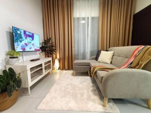 JD&S Apartments Unit 4