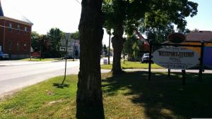 Westport Station Motel