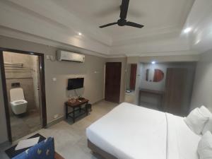 Hotel Pulikeshi