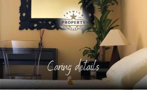 SUITE room with private pool area, near COMO lake, private parking I Villa dei Leoni