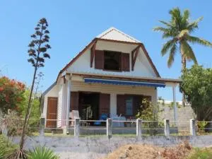 Villa Joséphine sur la plage - Filaos