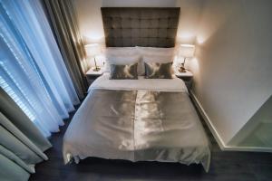 CASA V Luxury Apartments 