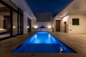 Class The First クラス ザ ファースト プライベートプール&サウナ - Higa