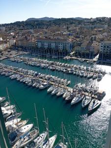 Charmant T 2, vue mer imprenable