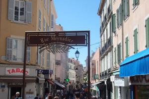 2 pièces balcon 4 pers Meynadier Palais 1 minute by Olam Properties