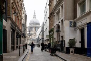 Bob W London St Pauls