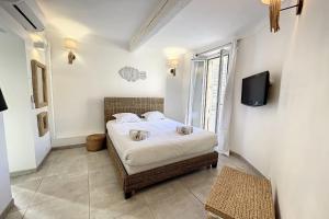 2 pièces balcon 4 pers Meynadier Palais 1 minute by Olam Properties