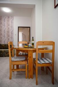 Apartments with parking space Vodice - 22290