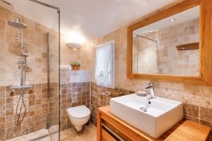 Maisons de vacances Maison pour 10, acces direct a la plage : photos des chambres