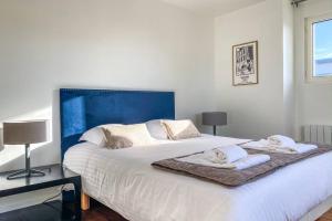 Superbe villa VUE SUR MER, 11 personnes à TREBEURDEN REF-669