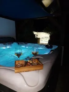 «Gîte H2O SPA» à Précy-sur-Oise. - Précy-sur-Oise