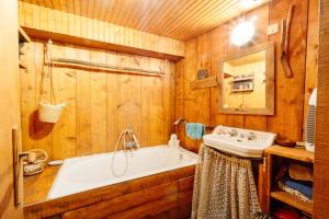 Chalets Grand Chalet Vanoise - 12 pers : photos des chambres