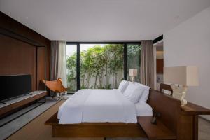 Villa Talisman - Stylish Canggu with Rooftop Villa 5 mins to Beach