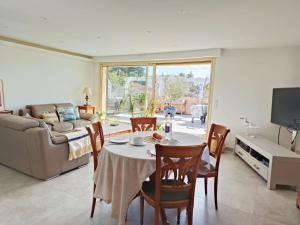 Soleil Soleil, Villa sur le toit grande terrasse