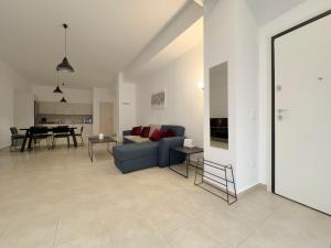 Glenvar Heights I1 90 sqm apt in Paleo Faliro