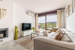 Monte Selwo Apartamiento con Gym, Jacuzzi y Balcón