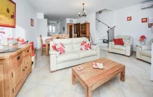 Amazing Home In Aigues-Mortes With Wifi