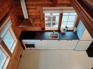 Tapa Cottage next to disc golf.