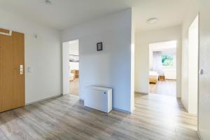 T&K Apartments - 3 Room Apartment with Balcony