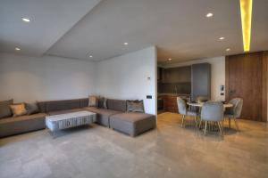 Appart en face de la tour CFC