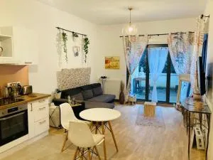 Appartement avec terrasse, Arena Paris sud 7 km - 克拉马