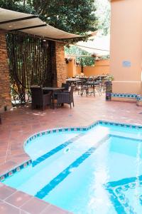 Tayfin Royale Hotel & Conference Centre