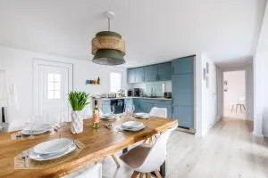 modernes Ferienhaus Sonnendeck 70 QM I Strandnah I Terrasse I 2 Schlafzimmer I Nähe Werbellinsee - Friedrichswalde