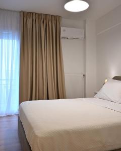 Modern Two Bedroom Apartment At Koukaki