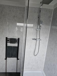 Airport,NEC,JLR,Bham. Entire house 5 beds.