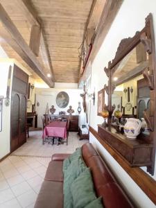 Casa Serafina trilocale con arredi darte e parcheggio privato