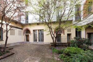 GuestHost - Cordusio Enchanting Apartment