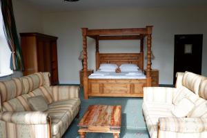 Broomhall Castle Hotel