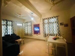 Beautiful 2bhk flat near Hitechcity