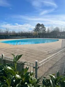 Appart 41 Montbéliard: calme et cosy + piscine - Dung