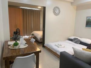 1 Bedroom Condo In Saint Honore Megaworld near ICC