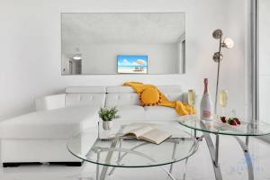 Special Offer - Balcony - Beachfront Condo - Gym