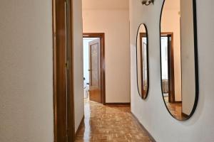 For You Rentals Encantador Apartamento TEMPORAL Madrid Centro VEL132
